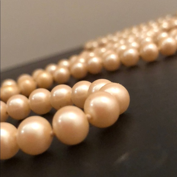 VINTAGE PEARLS PEARLS PEARLS!!! LONG STRAND - Picture 3 of 8